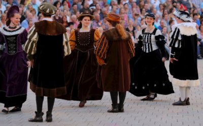 Renaissancetanzgruppe sucht noch Mittänzerinnen und Mittänzer