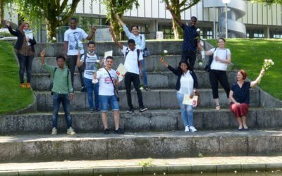 Altenpflegehelfer feiern nach zwei Ausbildungsjahren ihren Abschluss