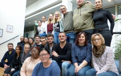 Altenpfleger feiern ihren Abschluss