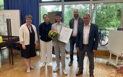 Berat Gürbüz ist MES-Sozialpreis-Träger 2022